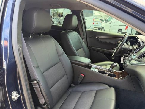 Used 2015 Chevrolet Impala LT w/ Convenience Package FWD image 22