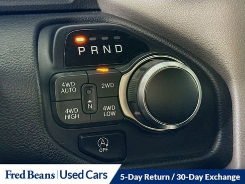 Used 2019 RAM 1500 Big Horn AWD/4WD image 18