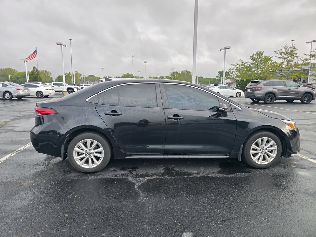Certified 2024 Toyota Corolla XLE FWD image 9