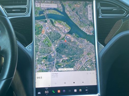 Used 2017 Tesla Model S 75D image 9