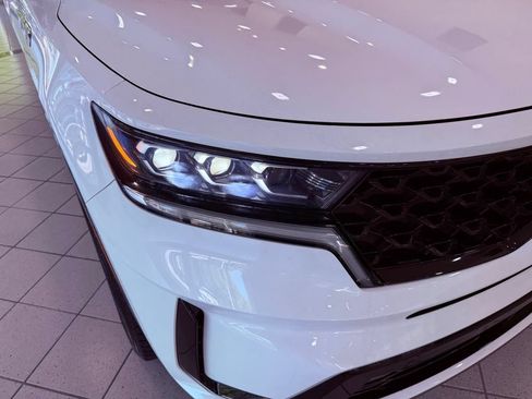 Used 2022 Kia Sorento SX AWD/4WD image 16
