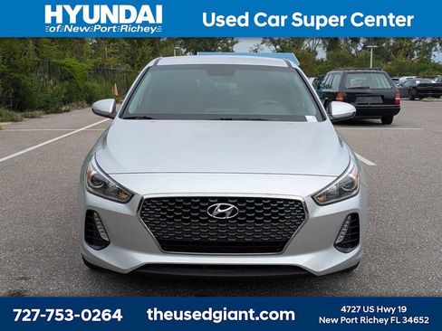 Used 2018 Hyundai Elantra GT w/ Style Package 02 FWD image 8