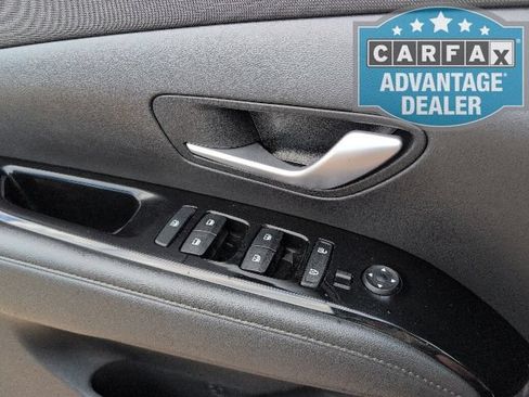 Used 2023 Hyundai Tucson Limited FWD image 16