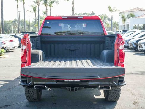 Used 2025 Chevrolet Silverado 1500 Custom Trail Boss AWD/4WD image 25