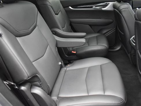 Certified 2024 Cadillac XT6 Premium Luxury w/ LPO, Floor Liner Package AWD/4WD image 27