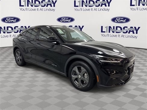 Certified 2021 Ford Mustang Mach-E Select image 1