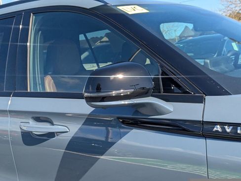 New 2026 Lincoln Aviator Reserve w/ Luxury Package image 12