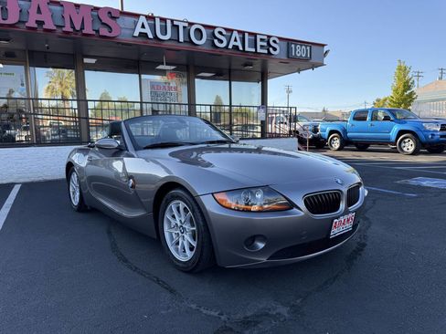 Used 2004 BMW Z4 2.5i image 8