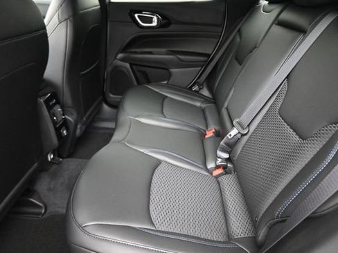 New 2026 Jeep Compass Latitude AWD/4WD image 27