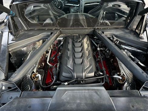 Used 2025 Chevrolet Corvette Stingray Preferred Cpe w/ 2LT image 41