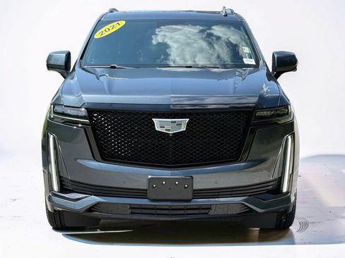 Used 2021 Cadillac Escalade Sport w/ Driver Assist Tech Package AWD/4WD image 9