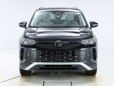 New 2026 Volkswagen Tiguan SE AWD/4WD image 16