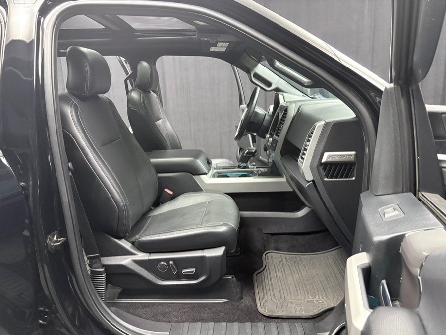 Used 2016 Ford F150 4x4 Lariat w/ Equipment Group 502A Luxury image 28