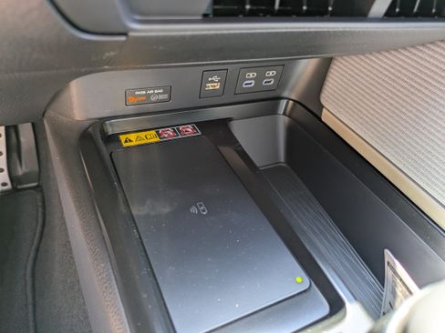 New 2026 Toyota Camry SE FWD image 18