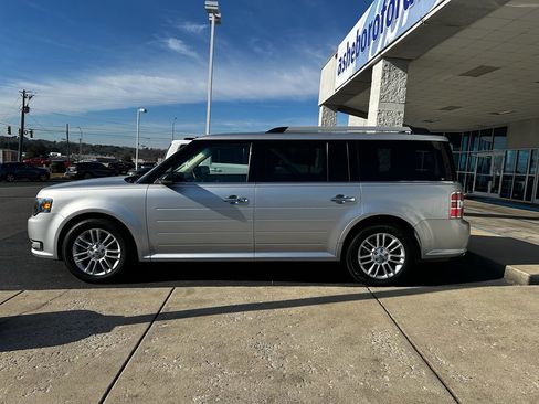 Used 2016 Ford Flex SEL w/ Equipment Group 202A image 4