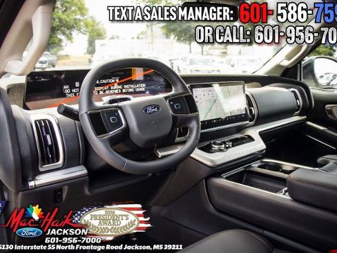 New 2026 Ford Expedition Active image 6