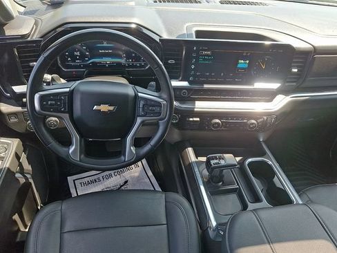 Used 2023 Chevrolet Silverado 1500 LTZ w/ LTZ Premium Package AWD/4WD image 11