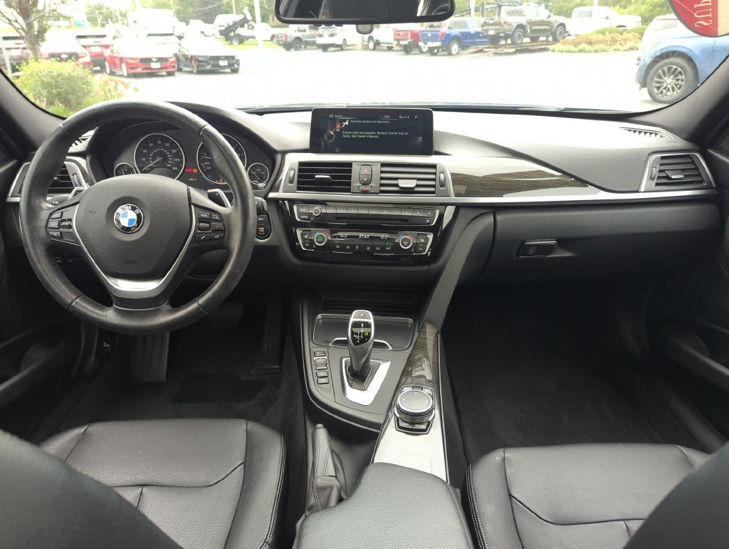 Used 2016 BMW 328i xDrive Sedan AWD/4WD image 23