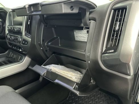 Used 2018 Chevrolet Silverado 1500 LT w/ All Star Edition image 23