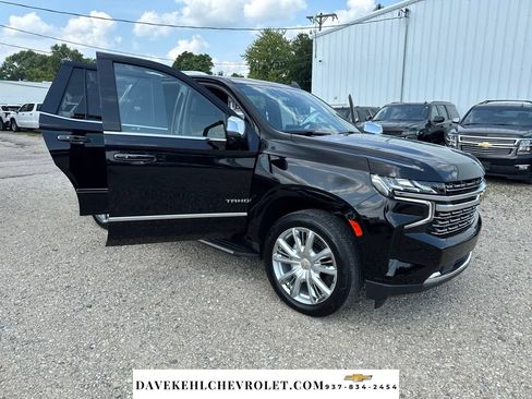 Used 2024 Chevrolet Tahoe Premier AWD/4WD image 38