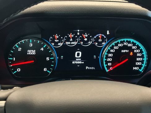 Used 2017 GMC Yukon SLT w/ Open Road Package AWD/4WD image 27