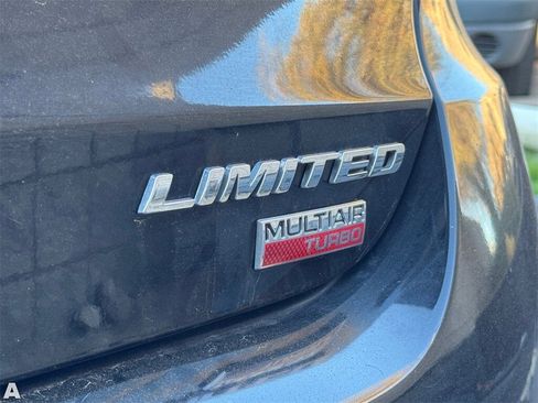 Used 2013 Dodge Dart Limited image 8