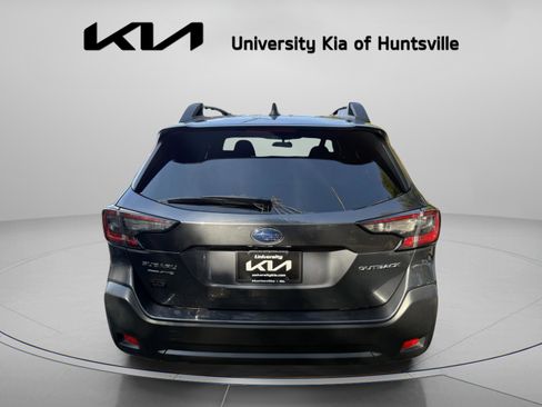 Used 2024 Subaru Outback Premium image 6