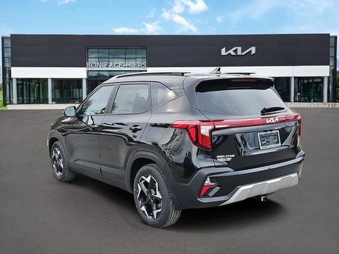 New 2026 Kia Seltos S FWD image 3