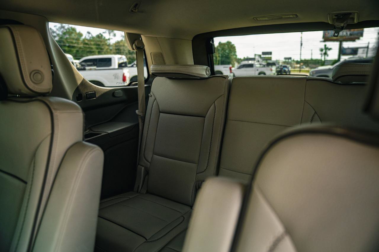 Used 2023 GMC Yukon Denali AWD/4WD image 29