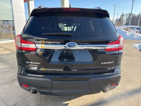 Used 2022 Subaru Ascent Premium w/ Convenience Package image 7