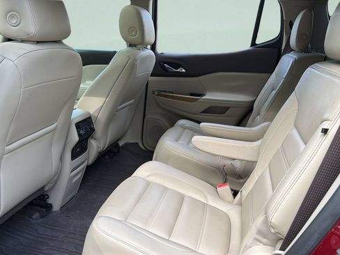 Used 2018 GMC Acadia Denali w/ Technology Package AWD/4WD image 36