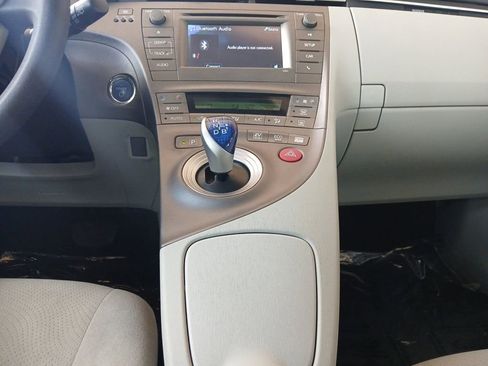 Used 2015 Toyota Prius Two FWD image 13