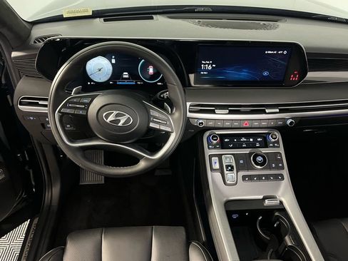 Used 2025 Hyundai Palisade Calligraphy image 12