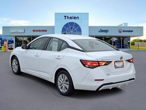 Used 2022 Nissan Sentra S FWD image 3