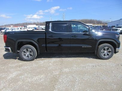 New 2026 GMC Sierra 1500 SLE w/ Max Trailering Package