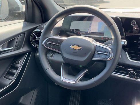 New 2026 Chevrolet Equinox LT w/ Safety and Technology Package image 7