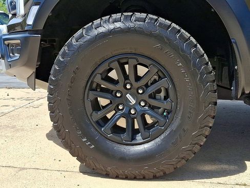 Used 2024 Ford F150 Raptor AWD/4WD image 8