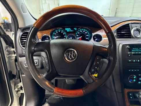 Used 2012 Buick Enclave Leather FWD image 10