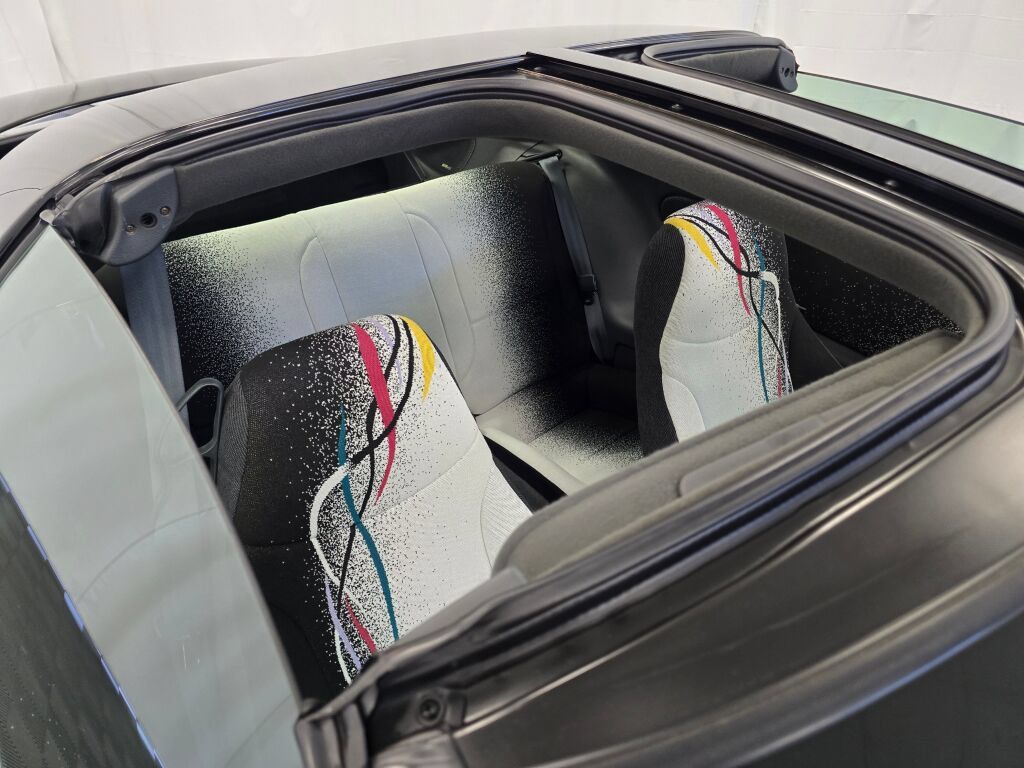 Used 1993 Chevrolet Camaro Z28 RWD image 57