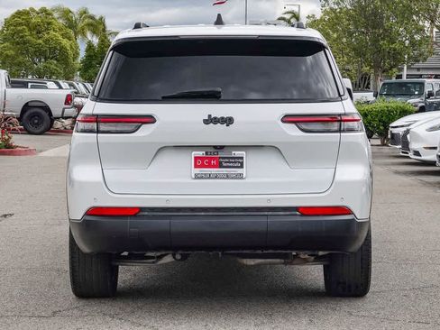 Certified 2024 Jeep Grand Cherokee L Altitude RWD image 5