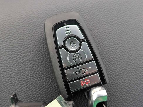 New 2025 Ford F150 Lariat w/ Equipment Group 502A High image 25