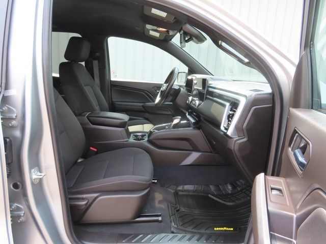 Used 2025 GMC Canyon Elevation w/ Convenience Package AWD/4WD image 25