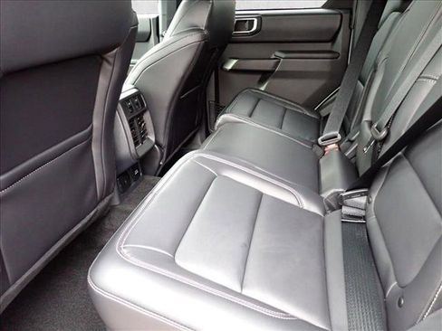 New 2026 Ford Bronco Outer Banks w/ Sasquatch Package AWD/4WD image 9