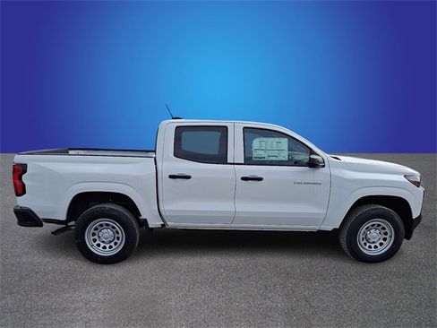 New 2026 Chevrolet Colorado W/T image 3