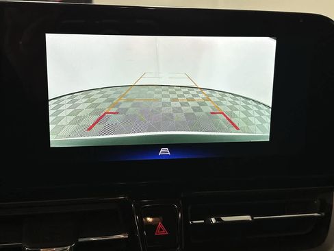 Used 2025 Chevrolet TrailBlazer LT image 16