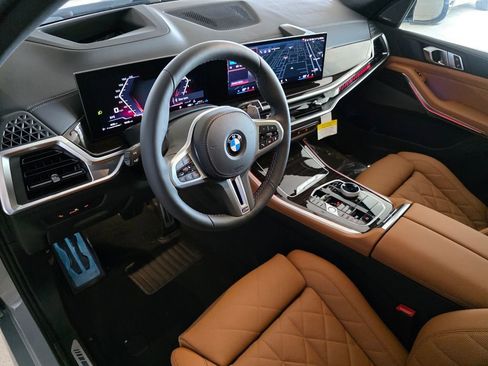 New 2026 BMW X5 M60i image 8