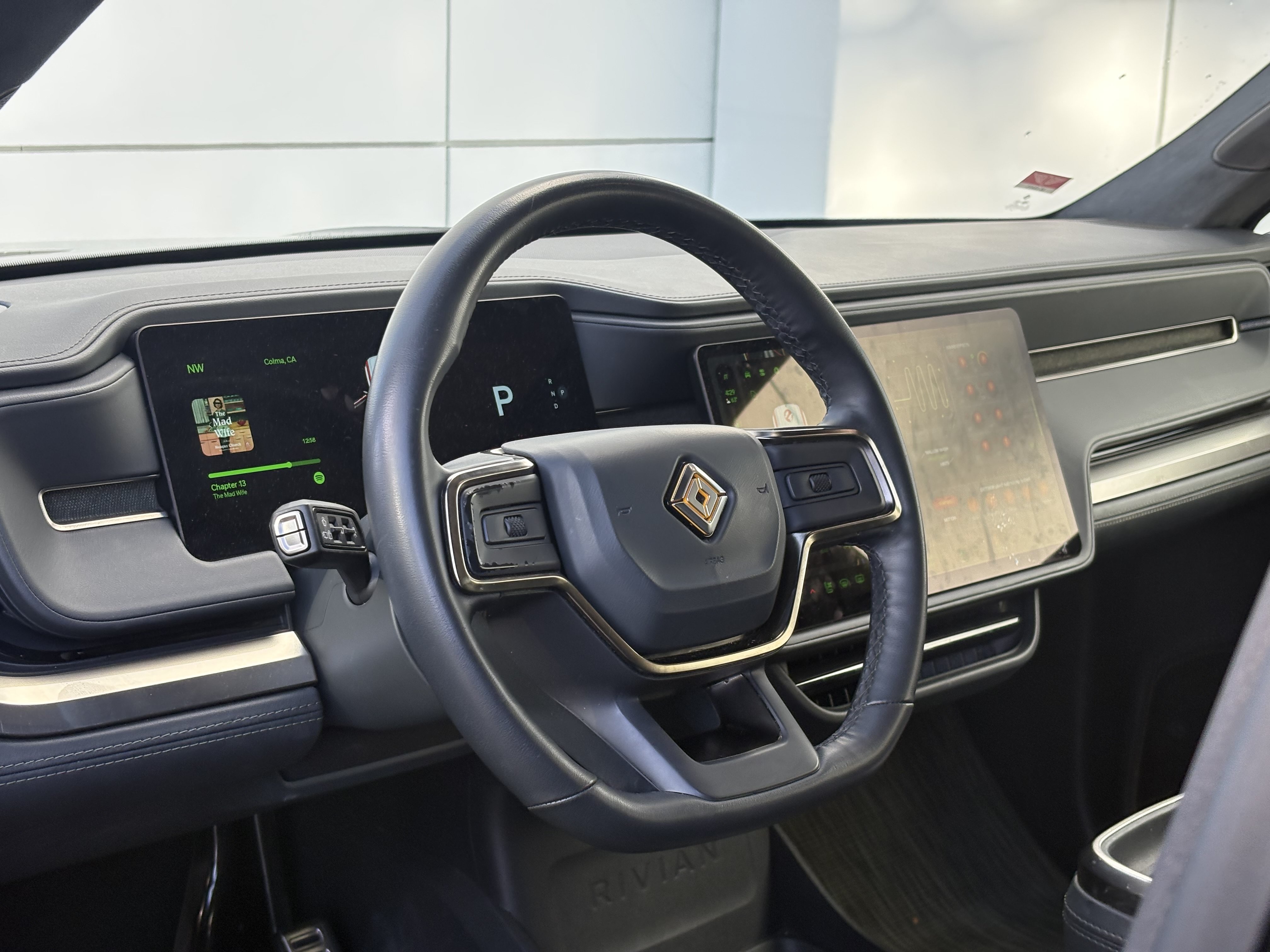 Used 2024 Rivian R1S Adventure Dual AWD/4WD image 14