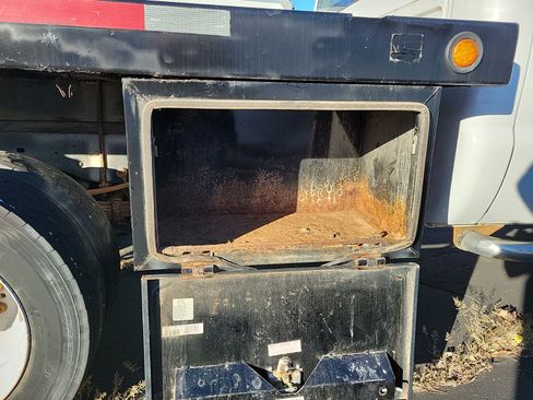 Used 2009 Ford F450 XL RWD image 7