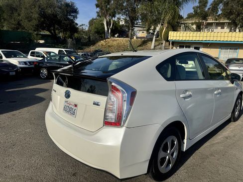 Used 2012 Toyota Prius Two image 4