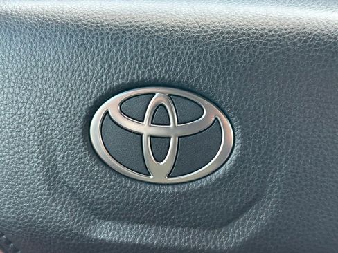 Used 2025 Toyota 4Runner SR5 RWD image 37